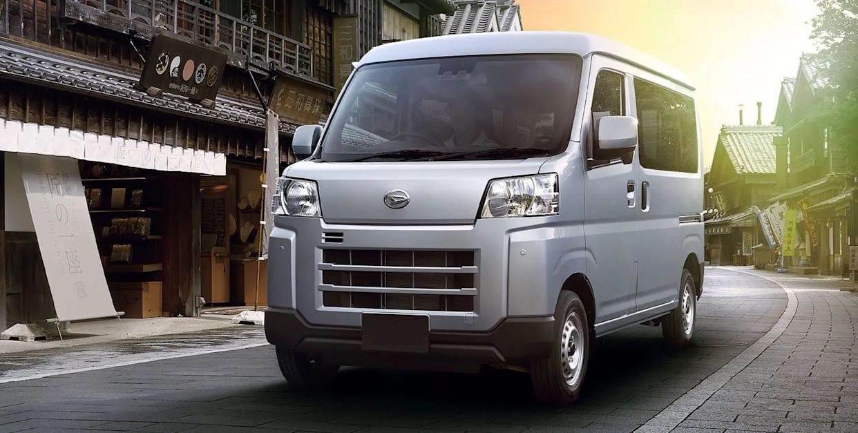 Number 4 2025 Daihatsu Hijet fig -1
