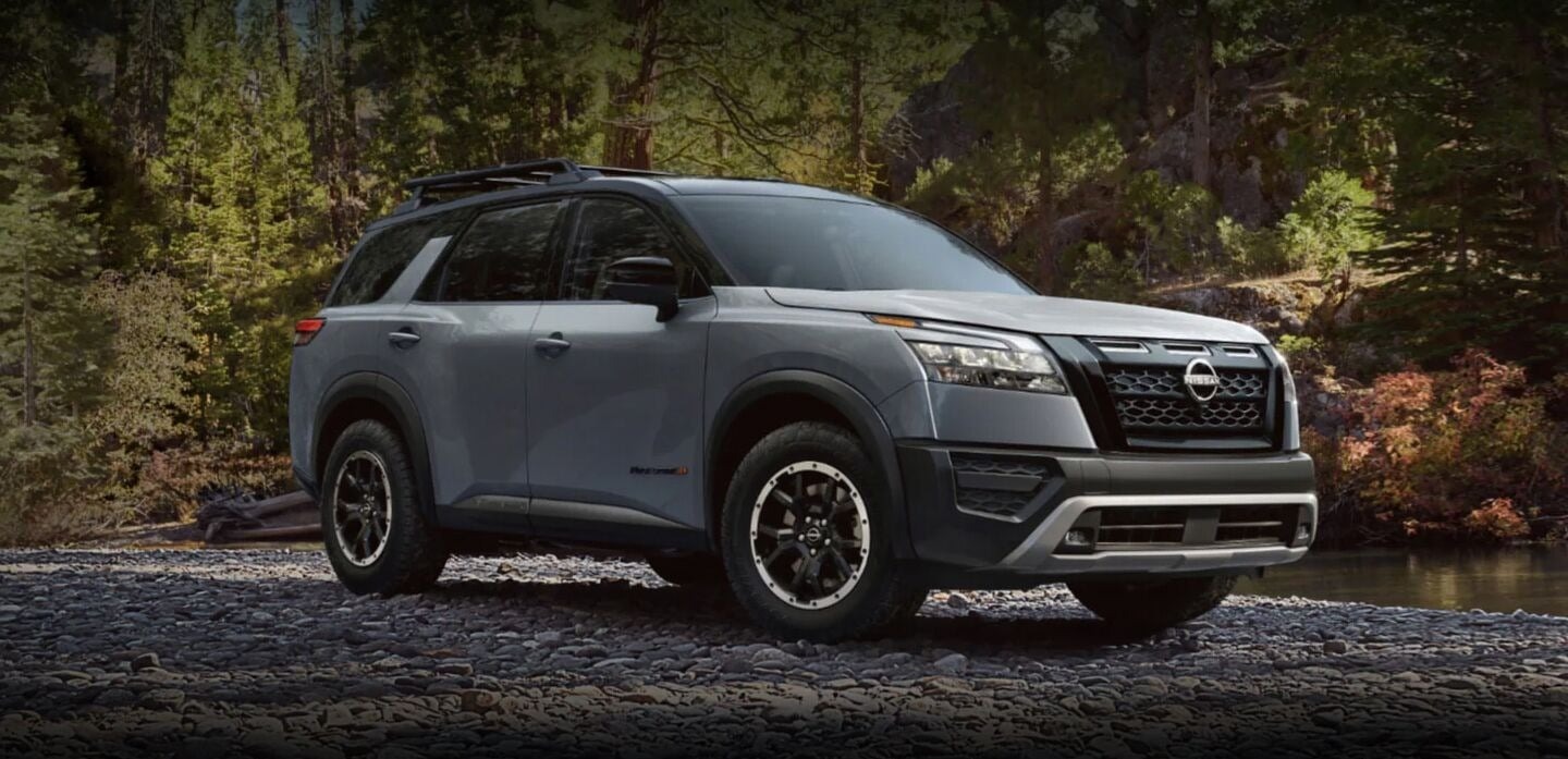 Number 4 2025 Nissan Pathfinder fig-1