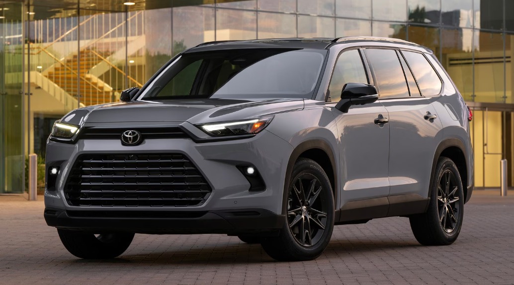 Number 4 2025 Toyota Grand Highlander fig-1