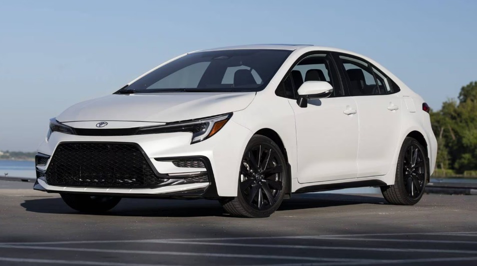 Number 7 2025 Toyota Corolla fig-1
