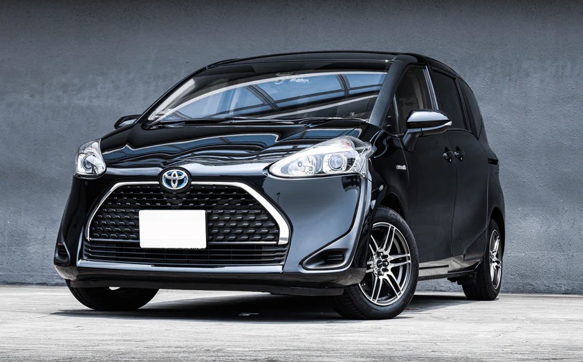 Number 7 2025 Toyota Sienta fig -1