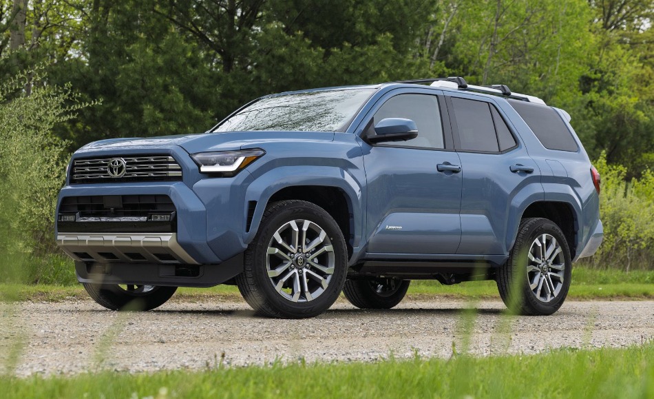 Number 8 2025 Toyota 4Runner fig-1