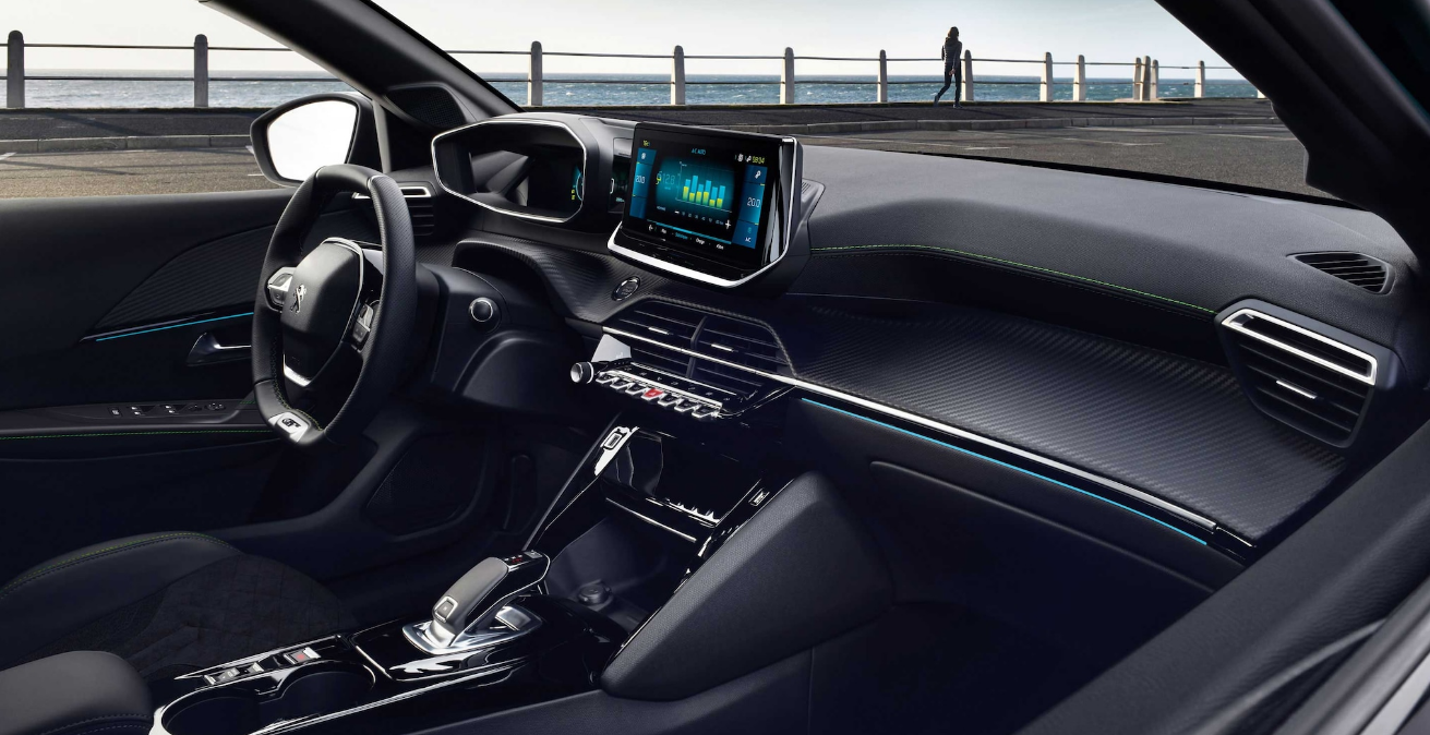 Peugeot 208 & E-208 interior