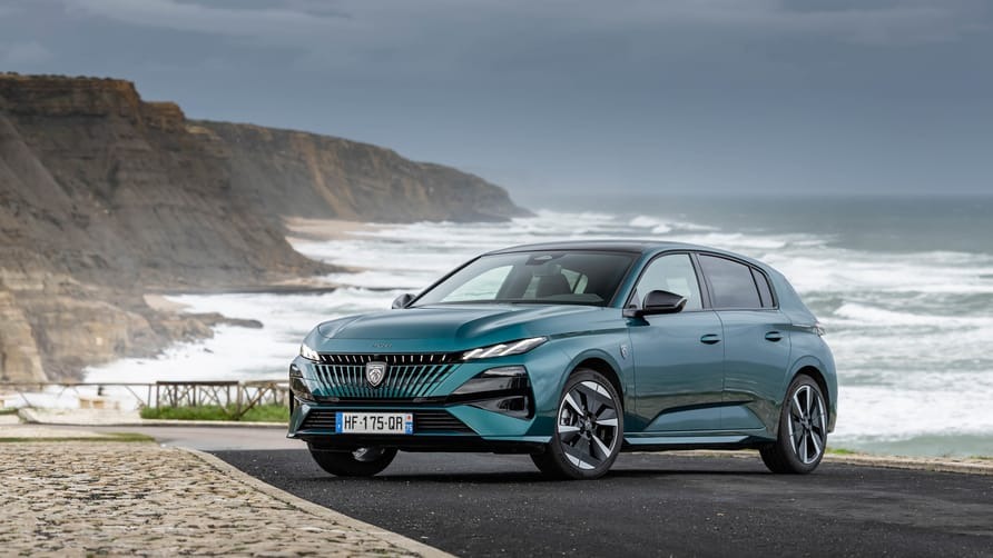 Peugeot 308 & E-308 2026 EXTERIOR-1