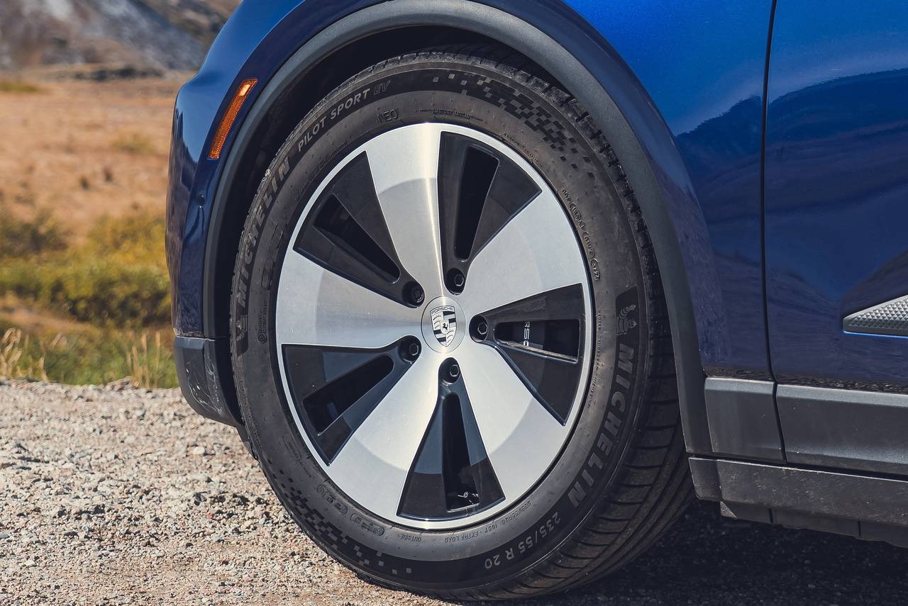Porsche Macan Electric 2026 fig 8