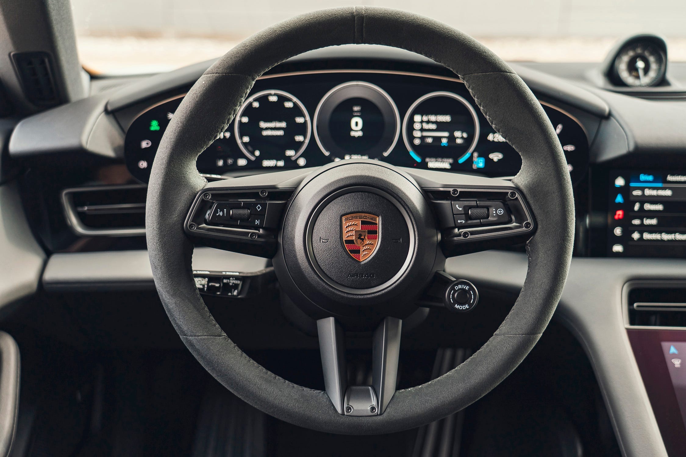 Porsche Taycan GTS Sport Turismo 2026 fig 9