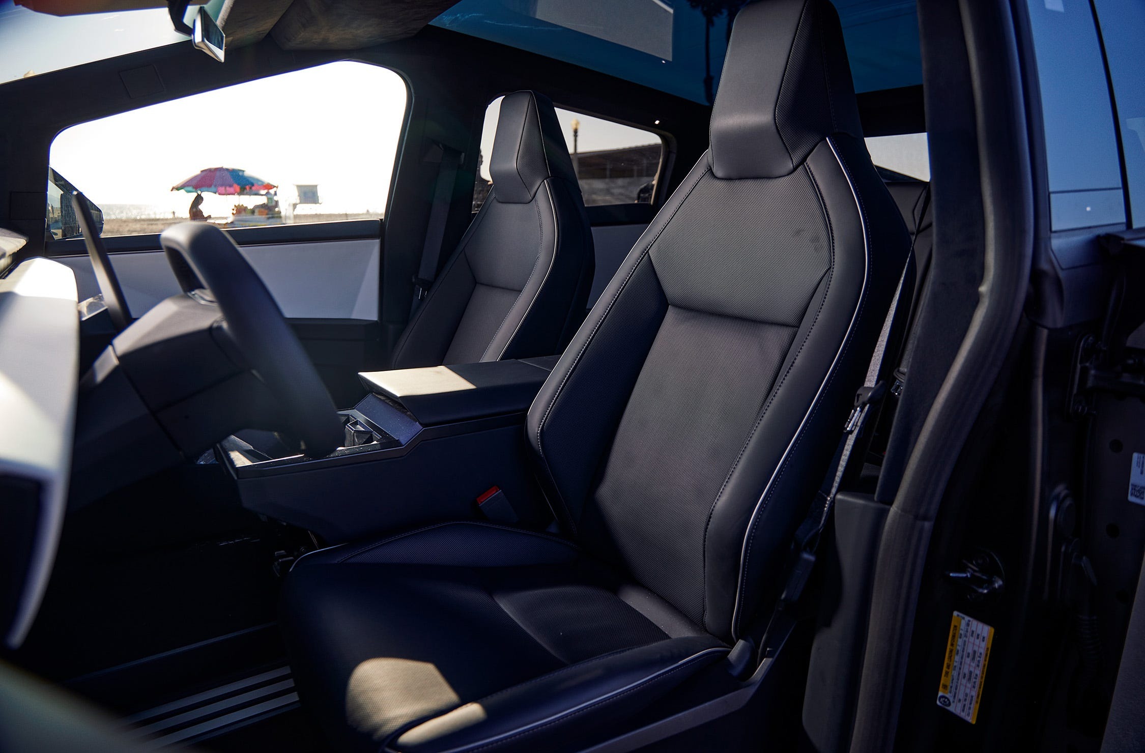Tesla Cybertruck 2026 fig 2