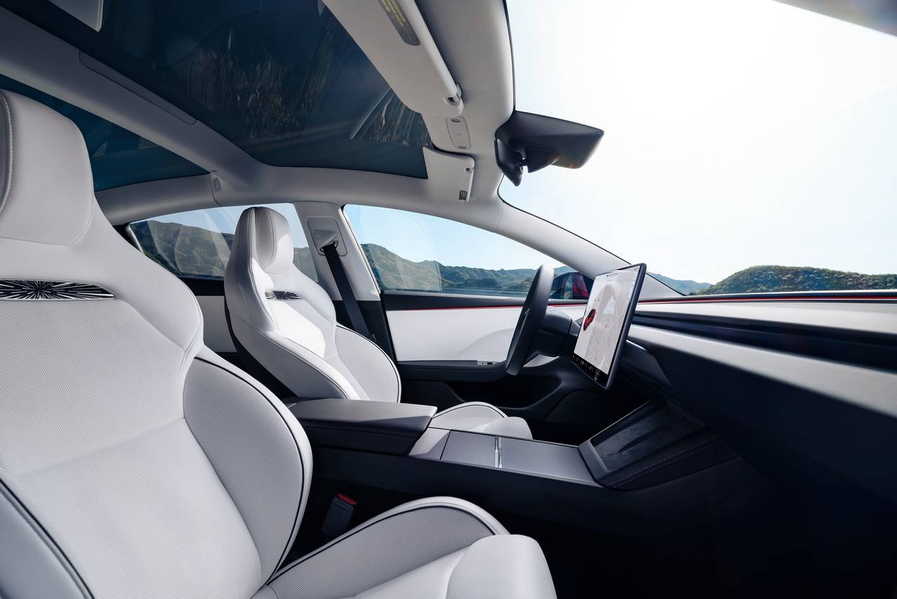Tesla Model 3 2026 fig 6