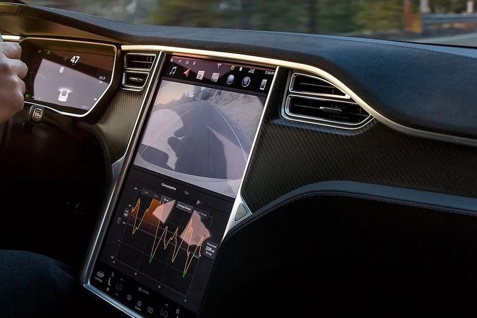 Tesla Model S 2026 fig 11