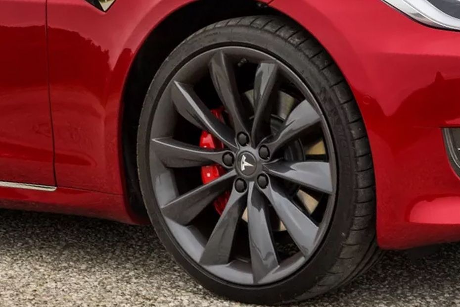 Tesla Model S 2026 fig 4