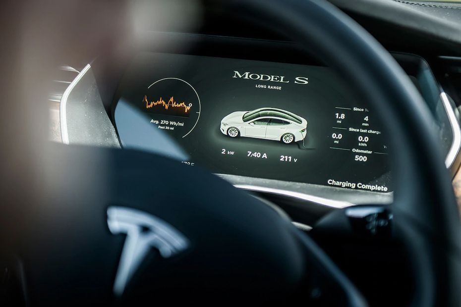 Tesla Model S 2026 fig 8