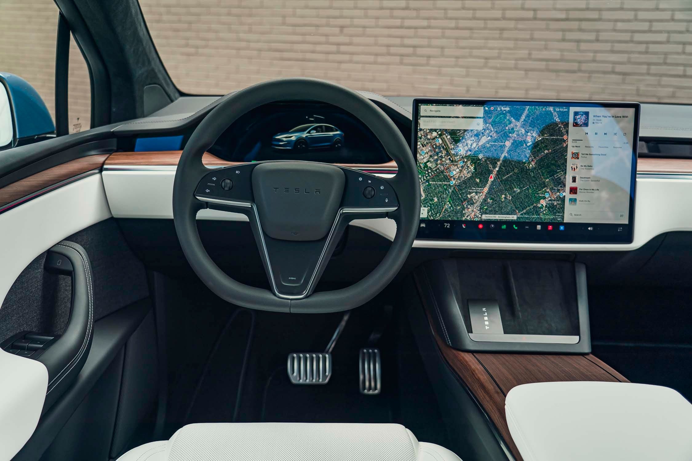 Tesla Model X SUV 2026 Review fig 13