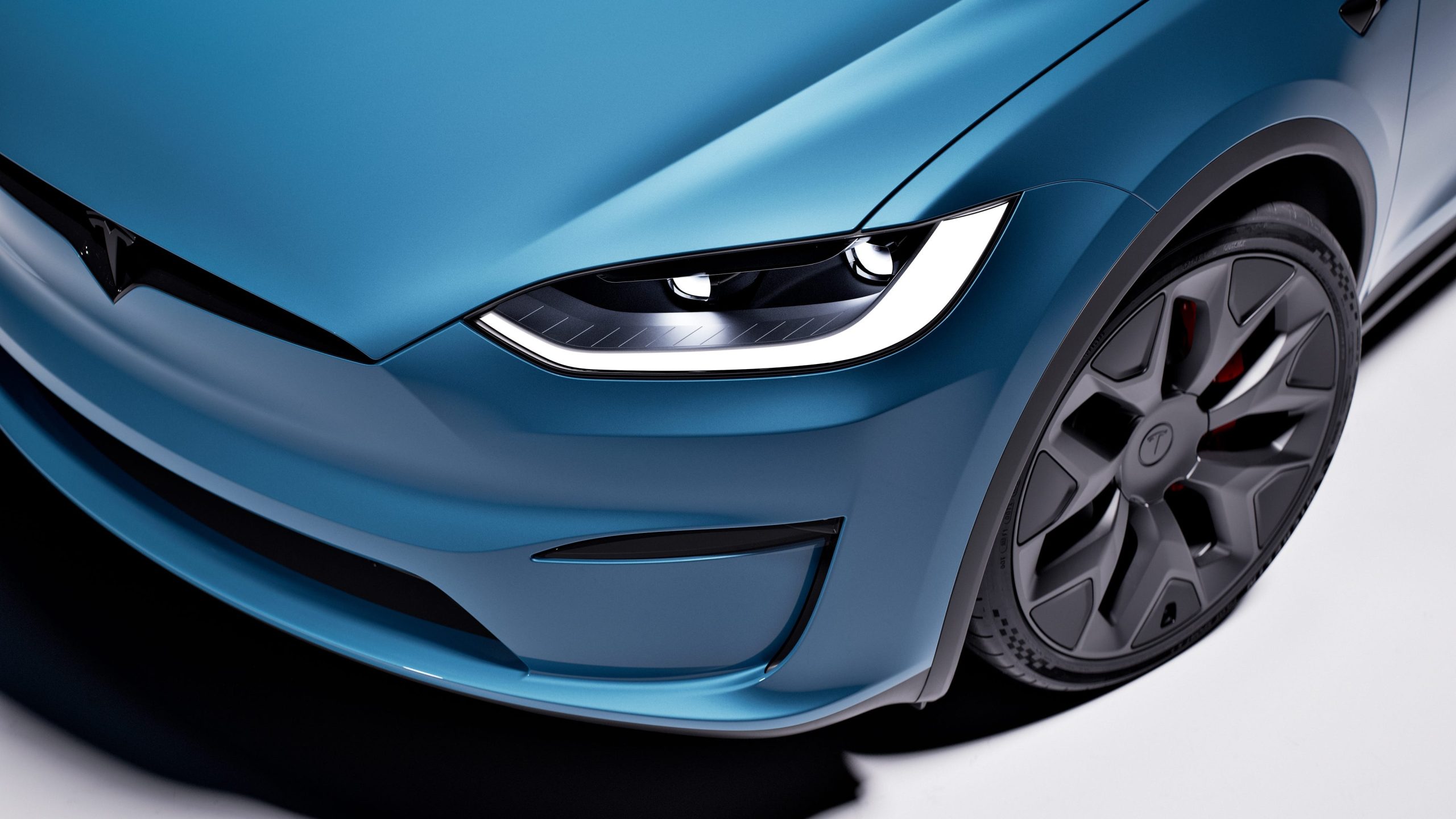 Tesla Model X SUV 2026 Review fig 3
