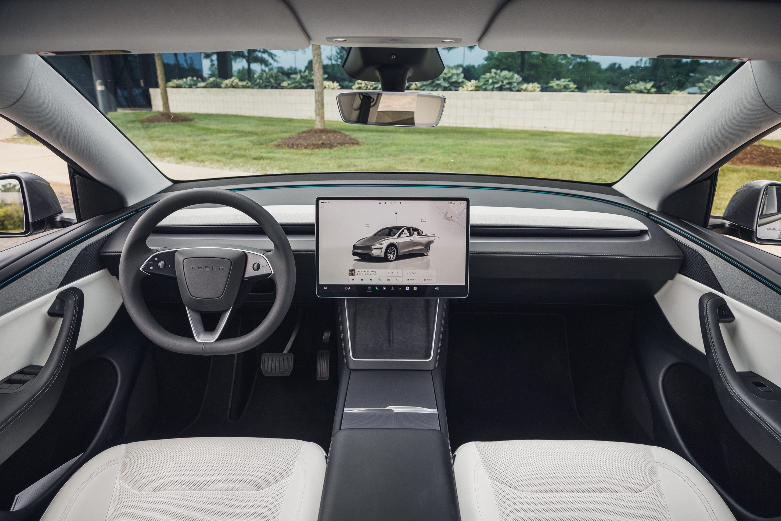 Tesla Model Y 2026 fig 11