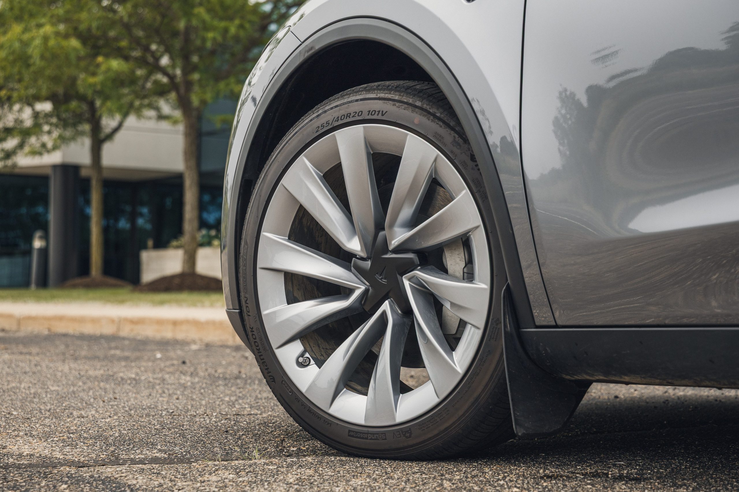 Tesla Model Y 2026 fig 3