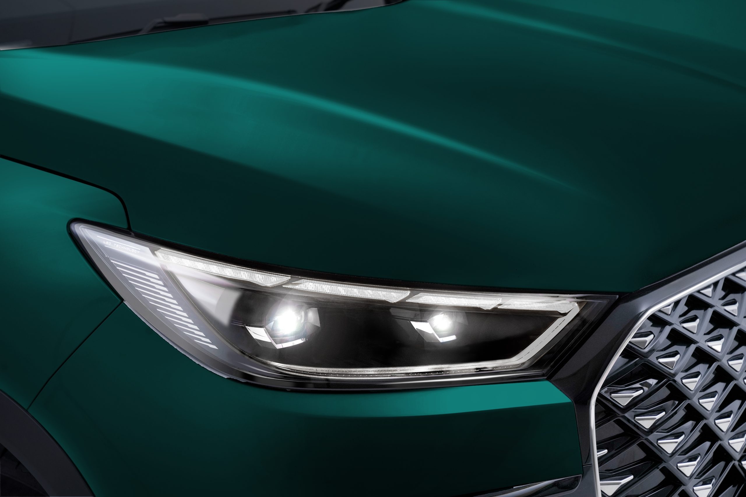 CHERY TIGGO 8 CSH 2026 frontlight