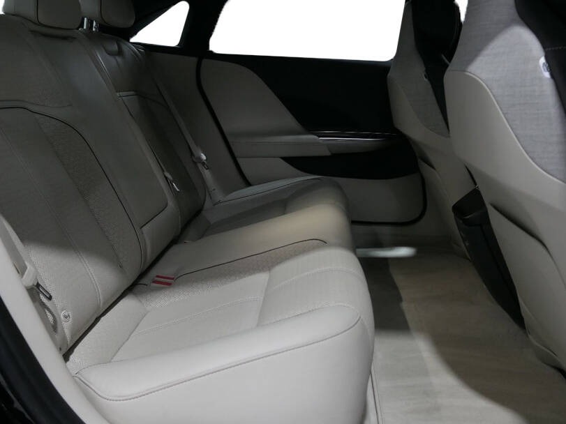 Lucid Air 2026 fig 13