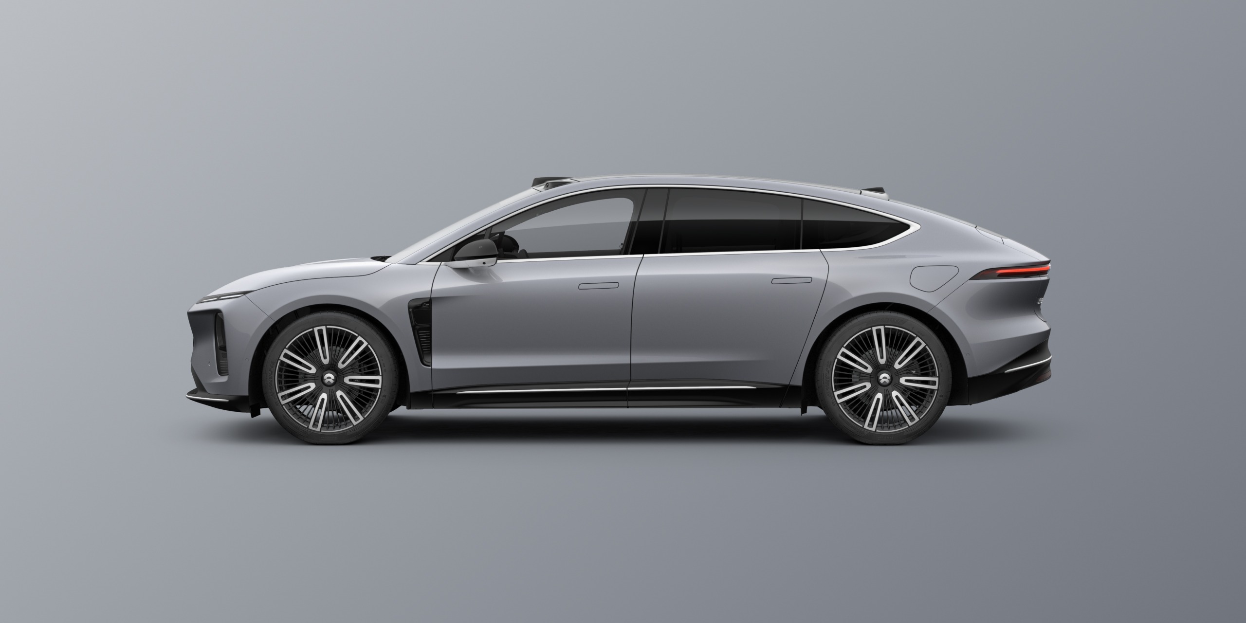 NIO ET9 2026 Midnight New Moon Silver