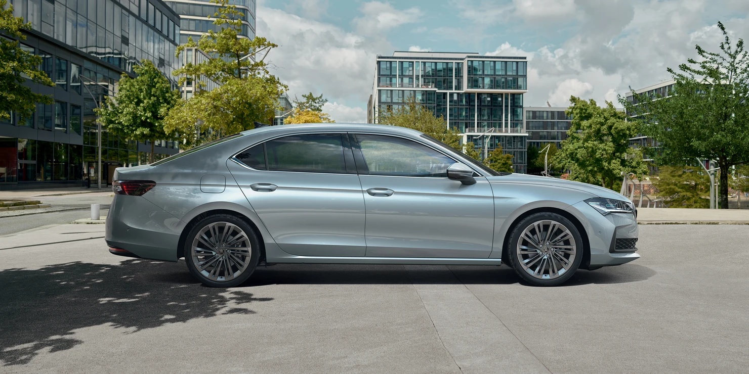Skoda Superb 2026 fig (4)