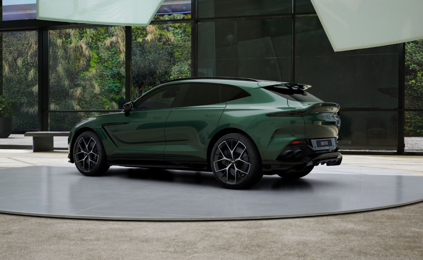 2026 Aston Martin DBX707 2026-exterior-1