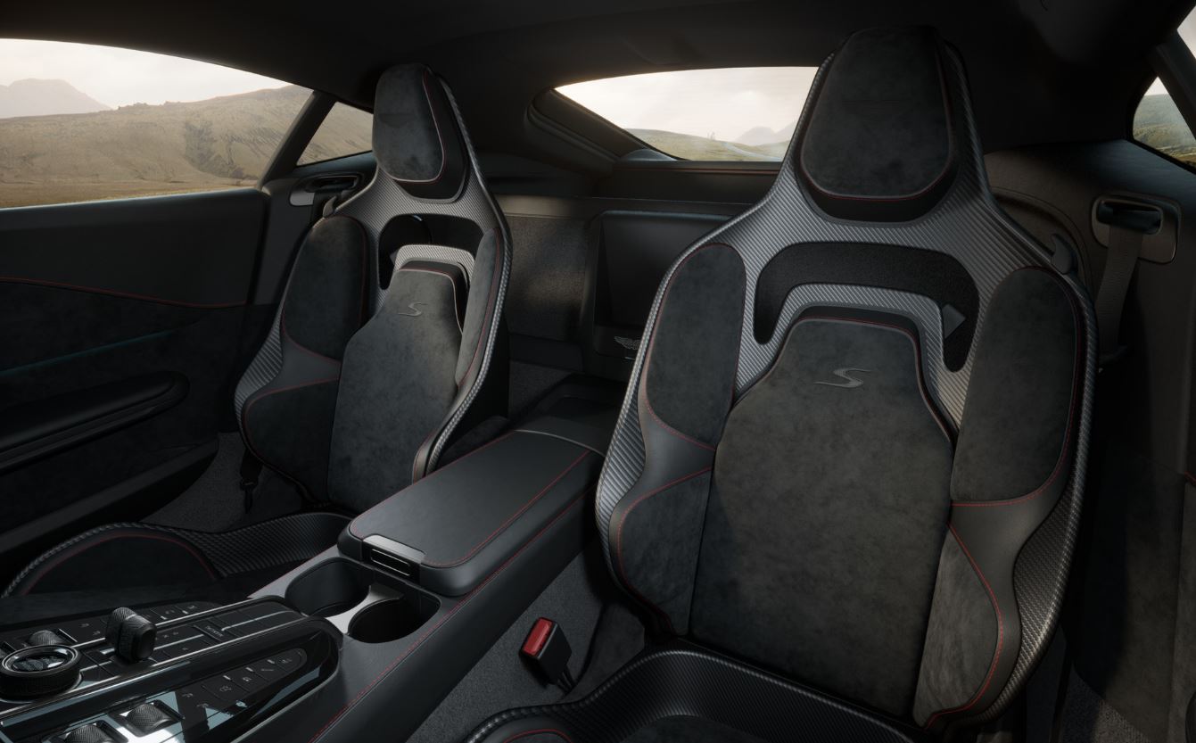 Aston-Martin-Vantage-S-2026-interior