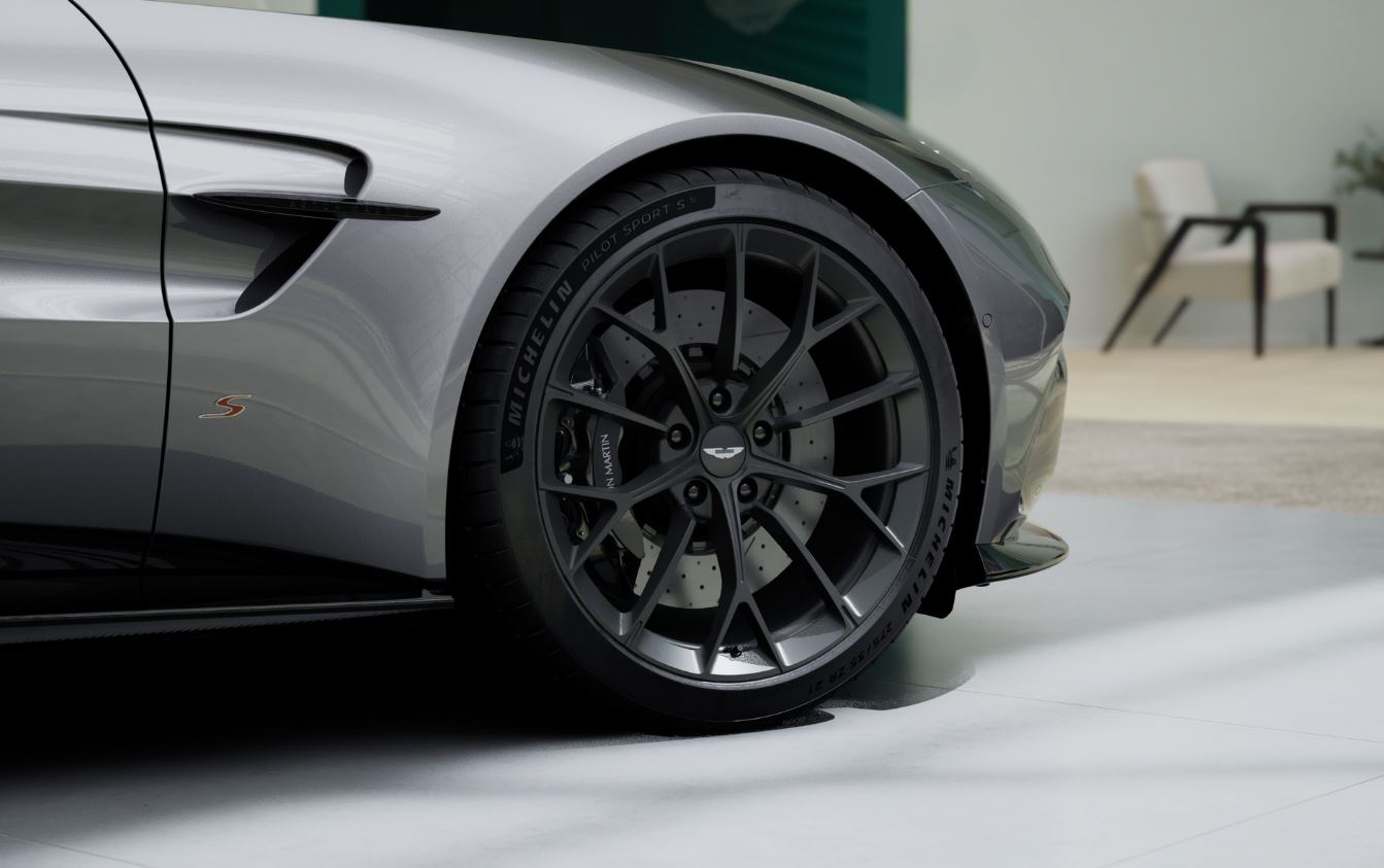 Aston Martin Vantage S Roadster 2026 WHEEL