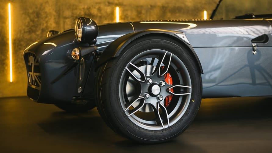 Caterham Seven Csr Twenty 2026 fig (13)