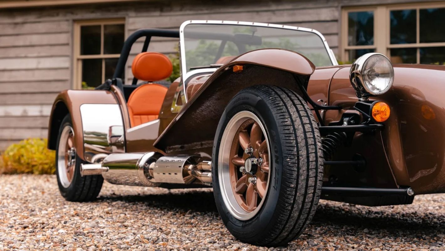 Caterham Super Seven 600 2026 fig (3)