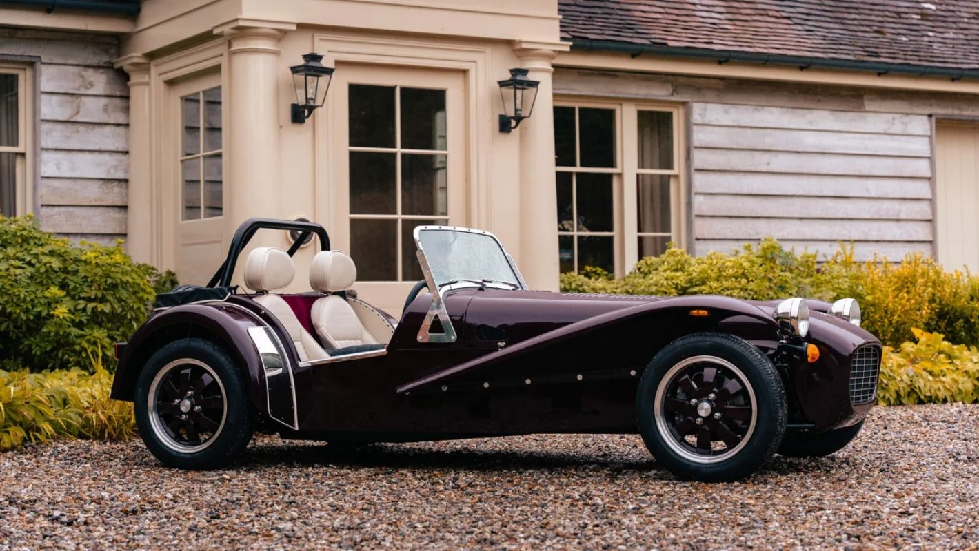 Caterham Super Seven 600 2026 fig (5)