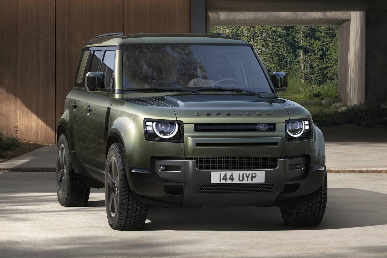 Land Rover Defender 2026 FIG (14)
