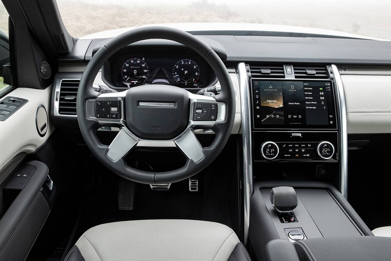 Land Rover Discovery 2026 FIG (11)