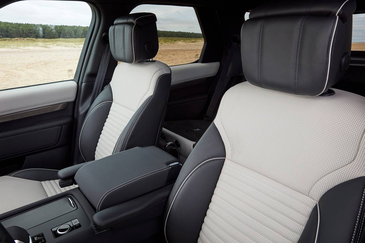Land Rover Discovery 2026 FIG (9)