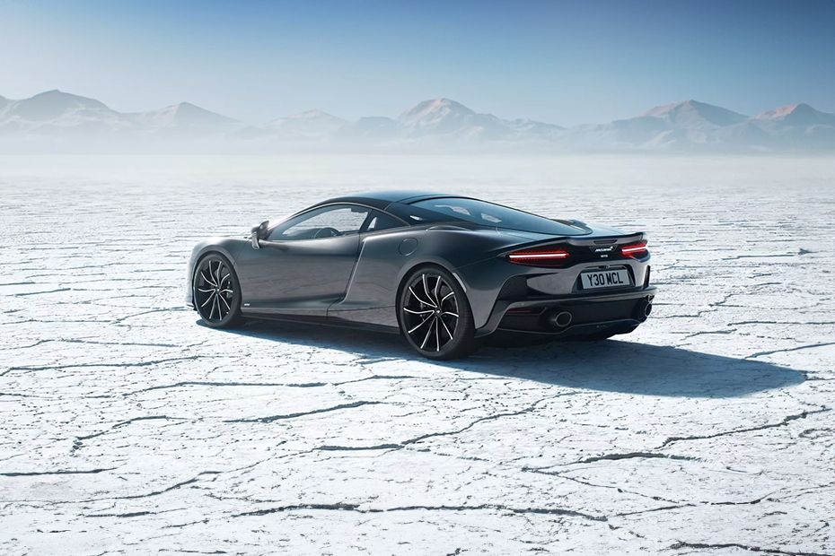 McLAREN GTS 2026 fig (3)