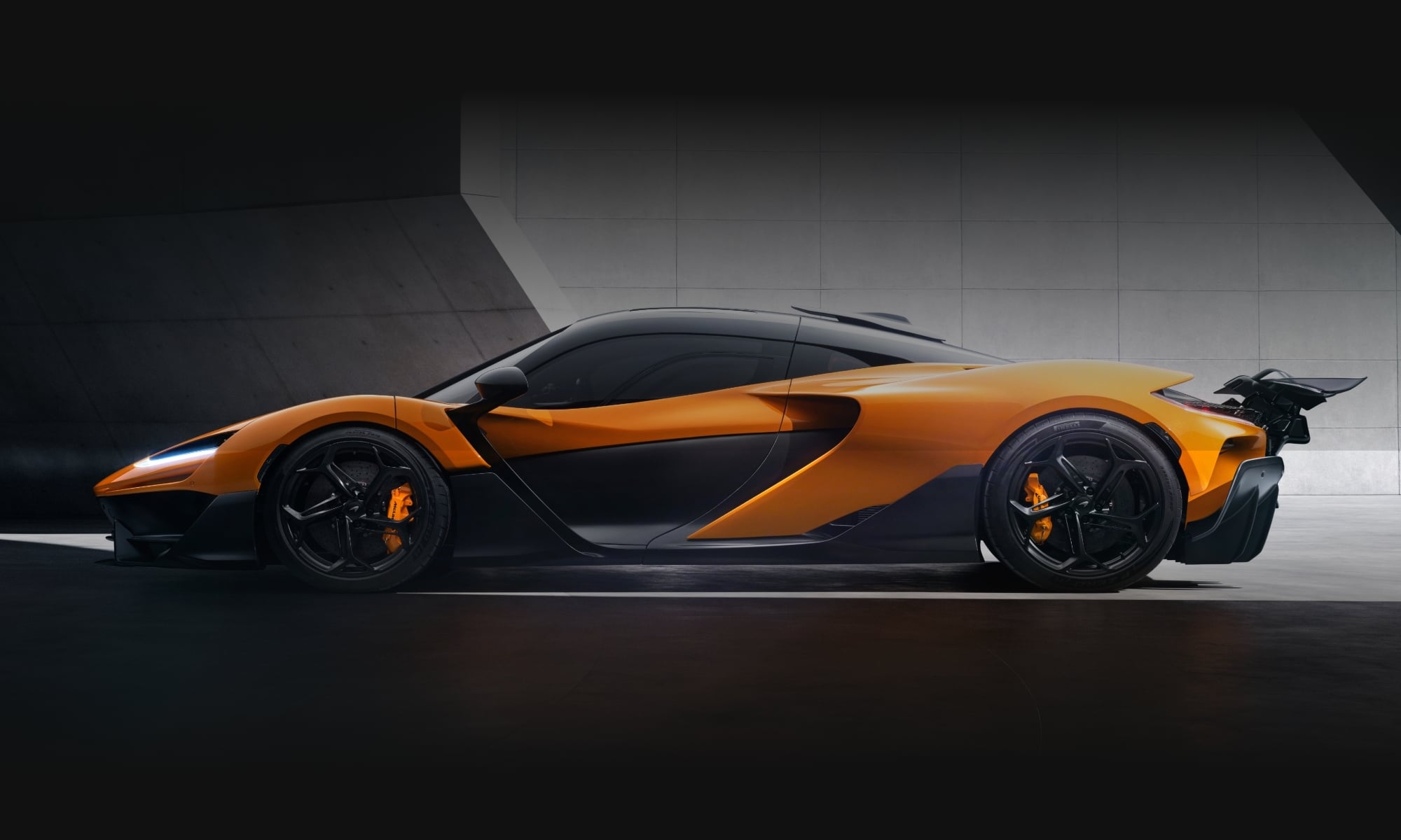 McLAREN W1 2026 fig (13)