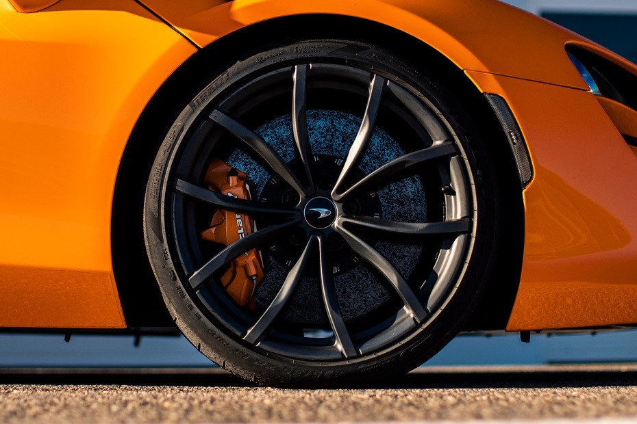 McLaren ARTURA 2026 fig (15)