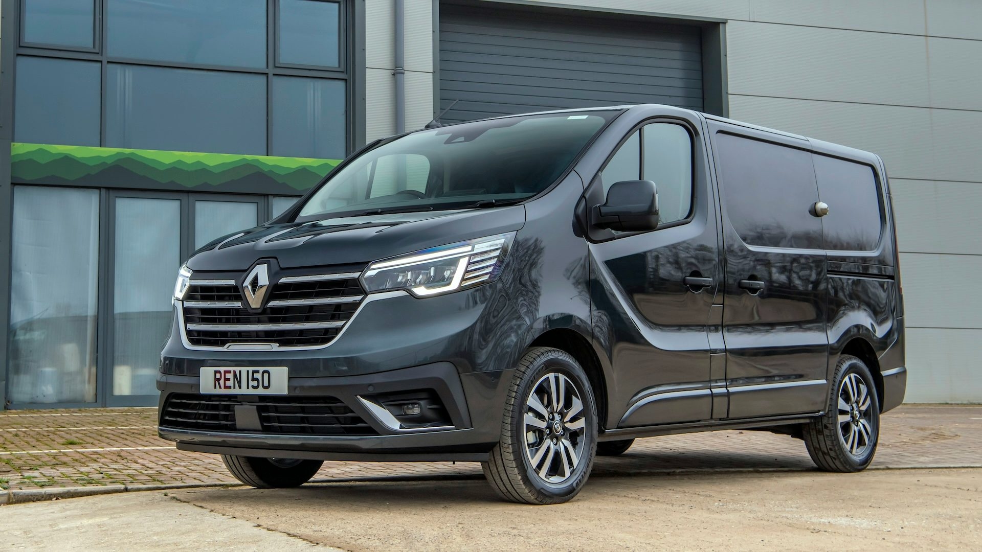 RENAULT TRAFIC 2026 fig (6)