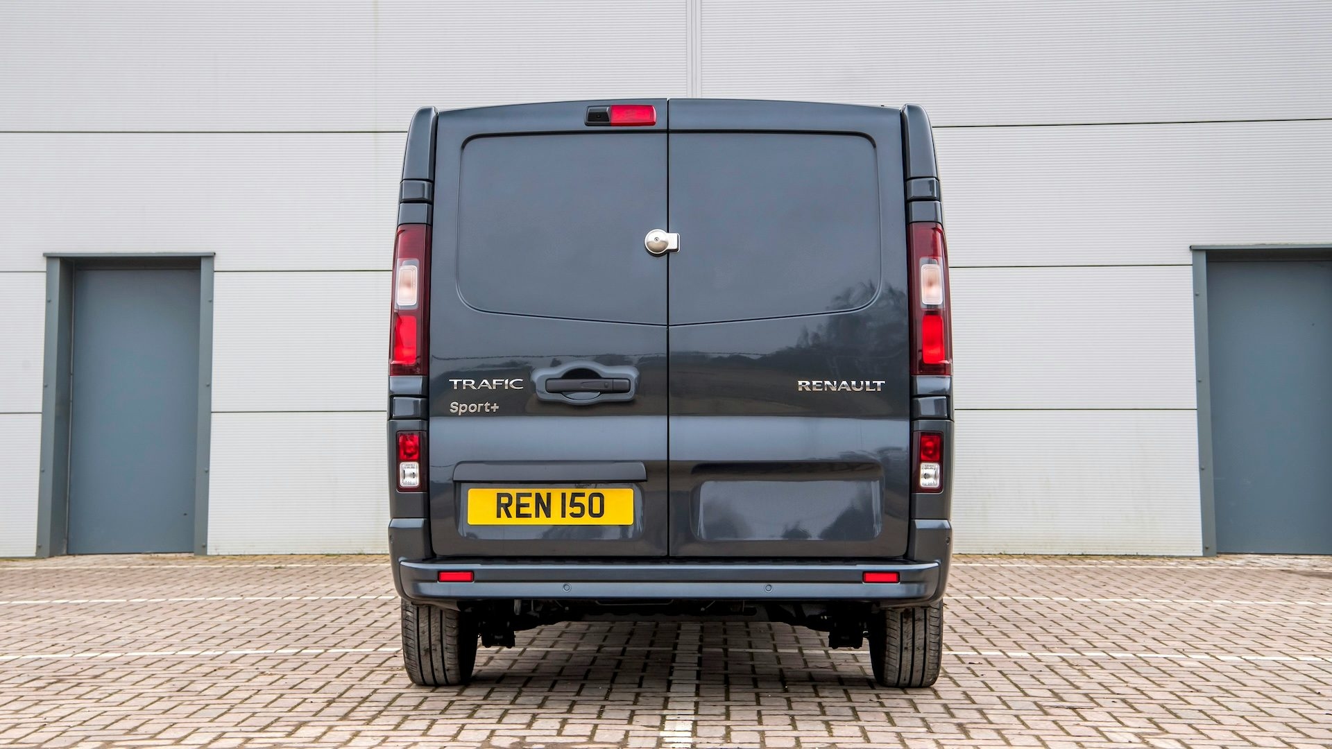 RENAULT TRAFIC 2026 fig (9)