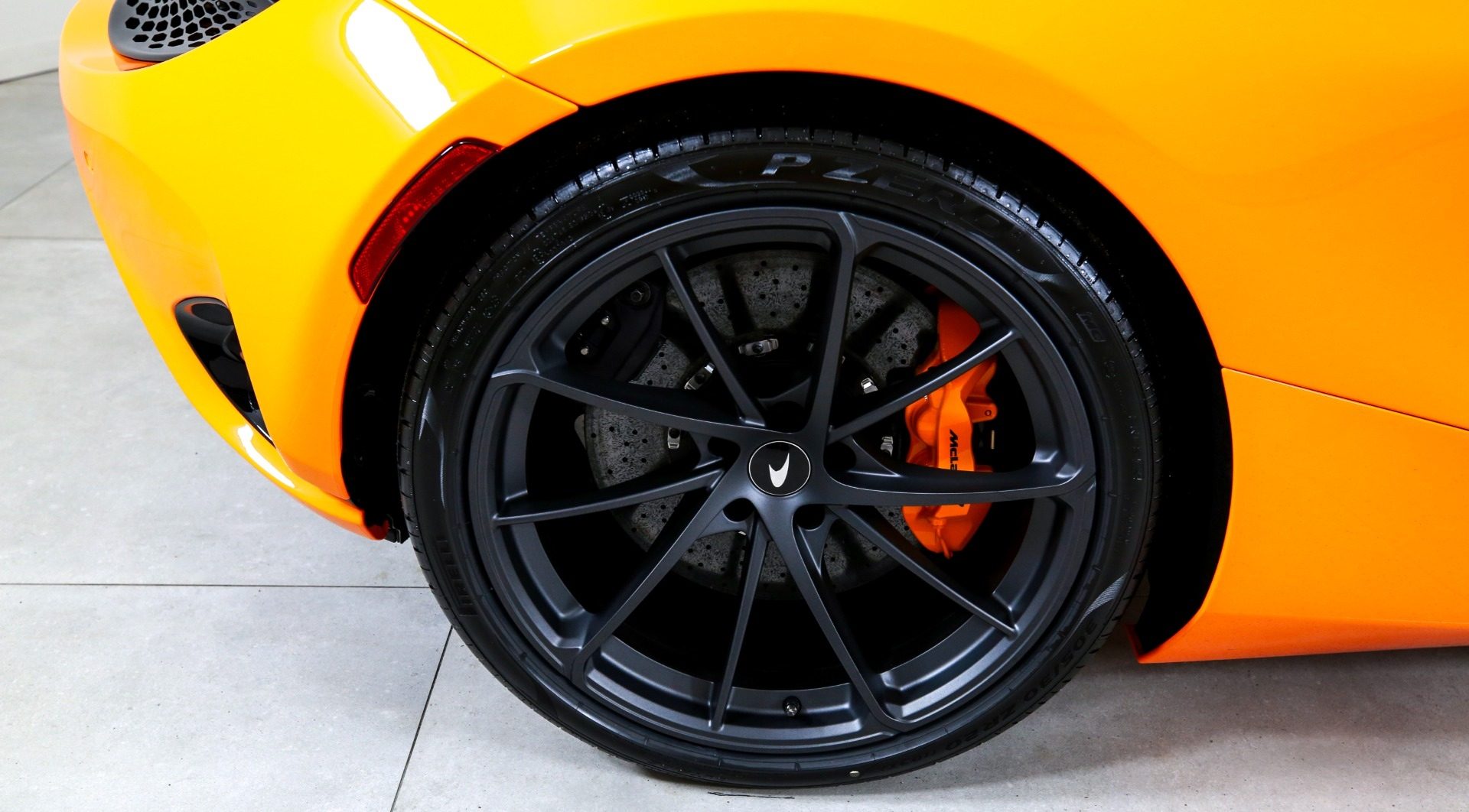 McLaren 750s 2026 fig (51)