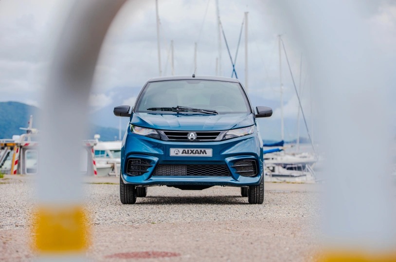 Aixam Coupé Sport 2026 exterior-1