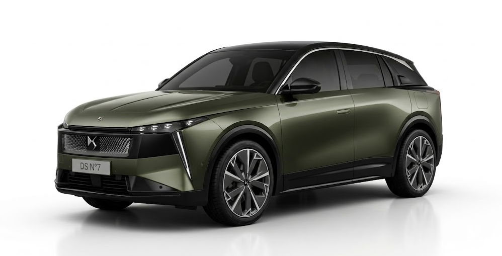 DS Automobiles N°7 E-TENSE 2026 Silk Green