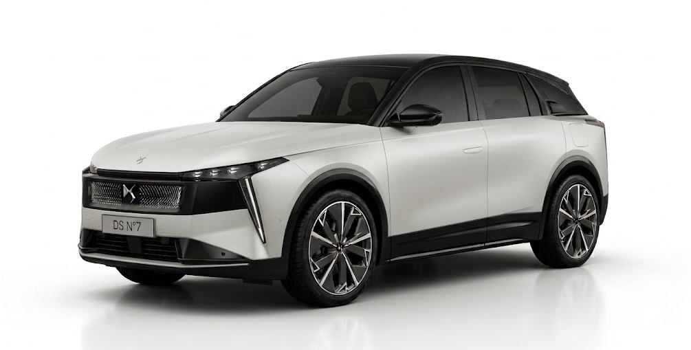 DS Automobiles N°7 HYBRID 2026 Alabaster White