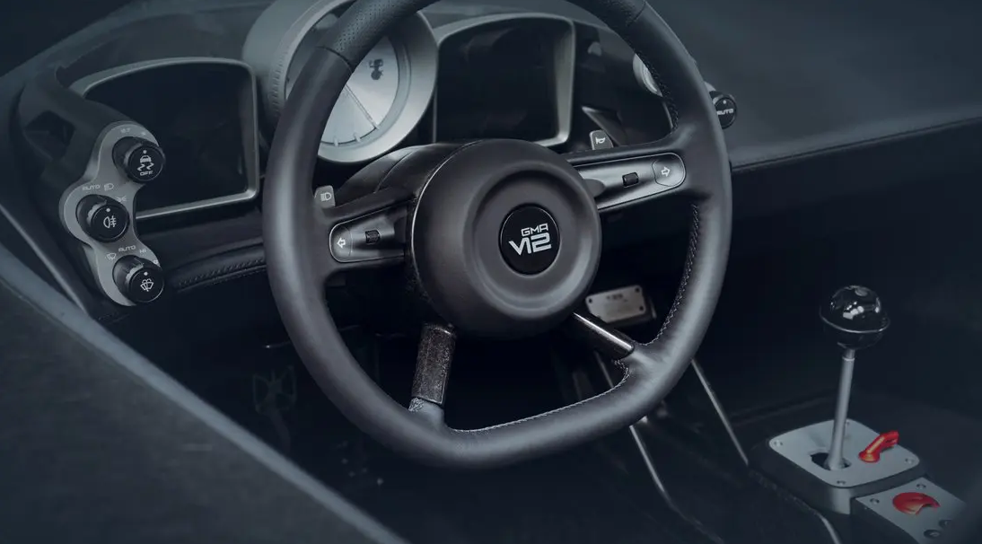 Gordon Murray Automotive T.33 Spider 2026 INTERIOR-1
