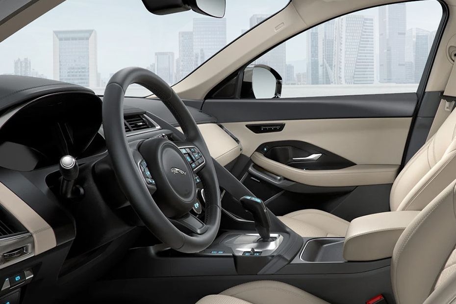 JAGUAR E-PACE 2026 FIG (5)