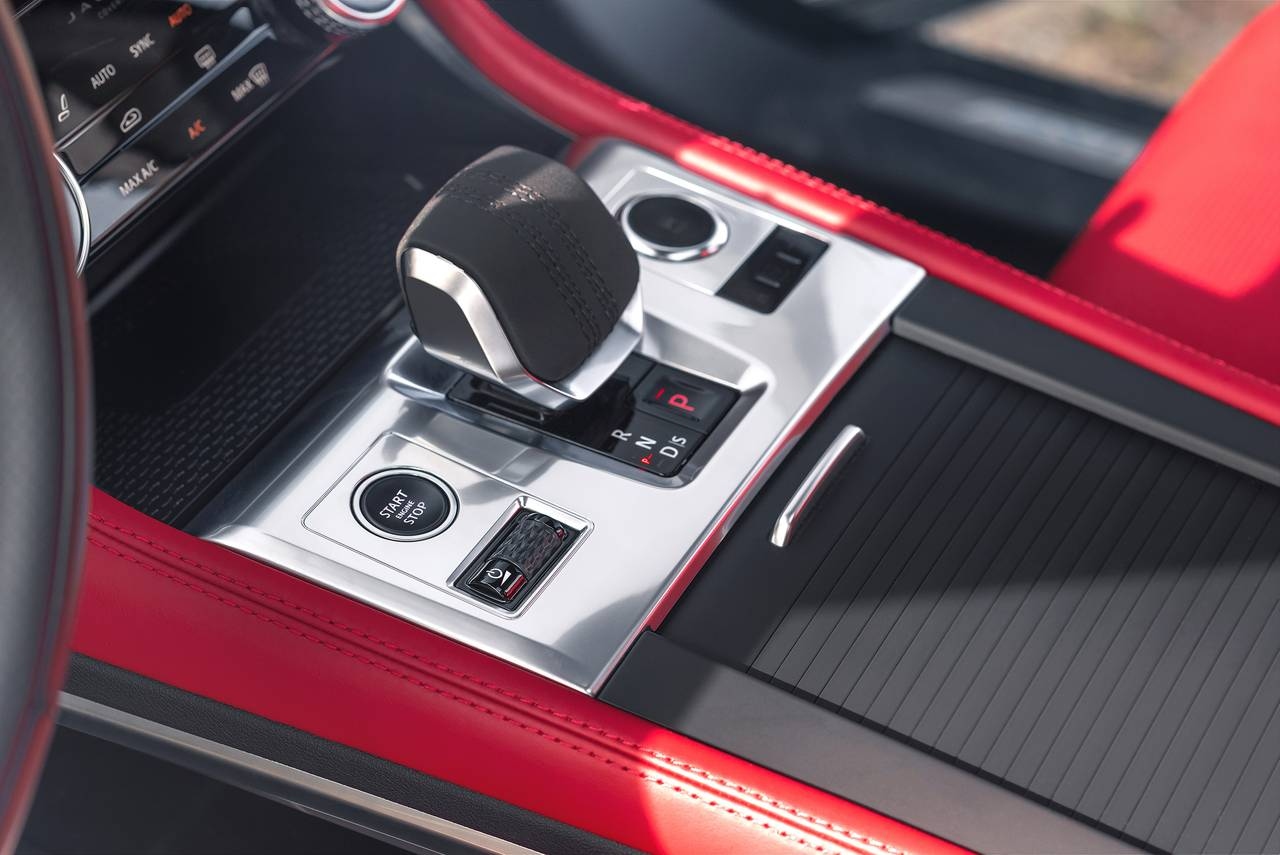 JAGUAR F-PACE 2026 FIG (10)