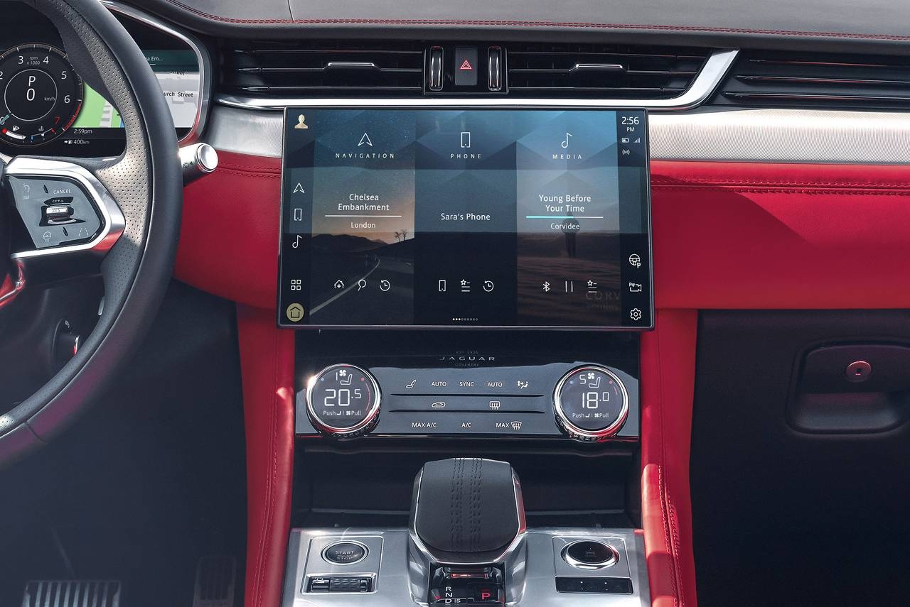 JAGUAR F-PACE 2026 FIG (17)