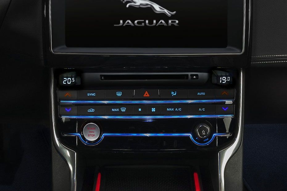 JAGUAR XE 2026 FIG (9)