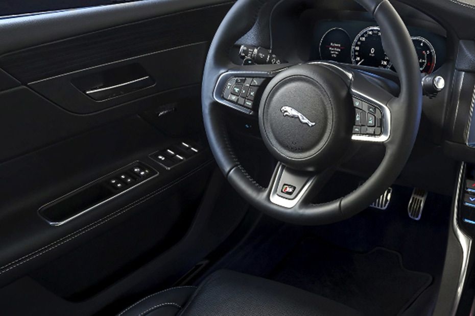 JAGUAR XF 2026 FIG (16)