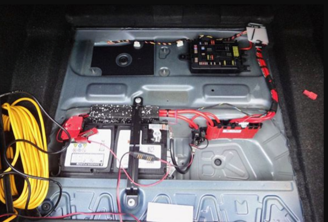 BMW-1-series- luggage-compartment-F20-F21-2012 - 2019-location-1