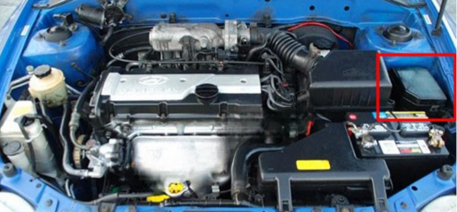Hyundai Accent (2000 - 2005) engine side locations