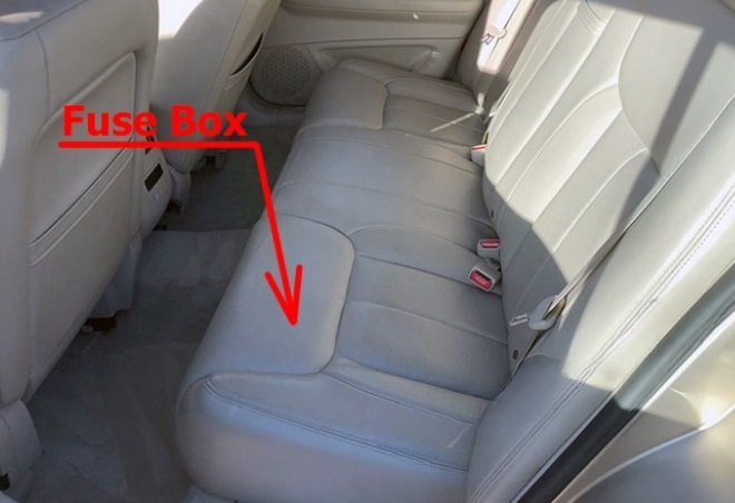 Cadillac DTS 2005 - 2011 passenger compartment location